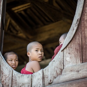 Birmanie, monastère, moines