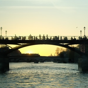 paris pont coucher de soleil